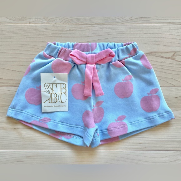 The Beaufort Bonnet Company Other - NWOT The Beaufort Bonnet Company Apple Print Bow Shorts in Pink & Blue 6-12M